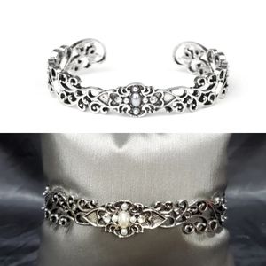 Silver filigree pearl cuff